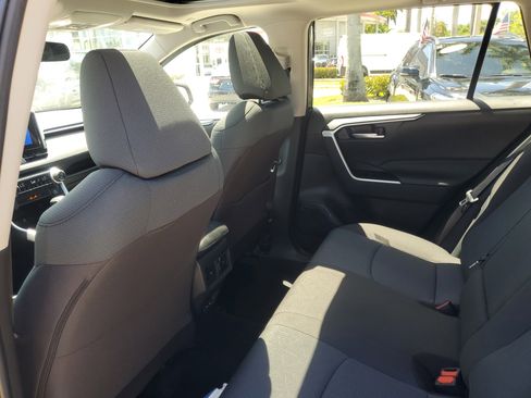 Certified 2025 Toyota RAV4 XLE w/ Convenience Package FWD image 13