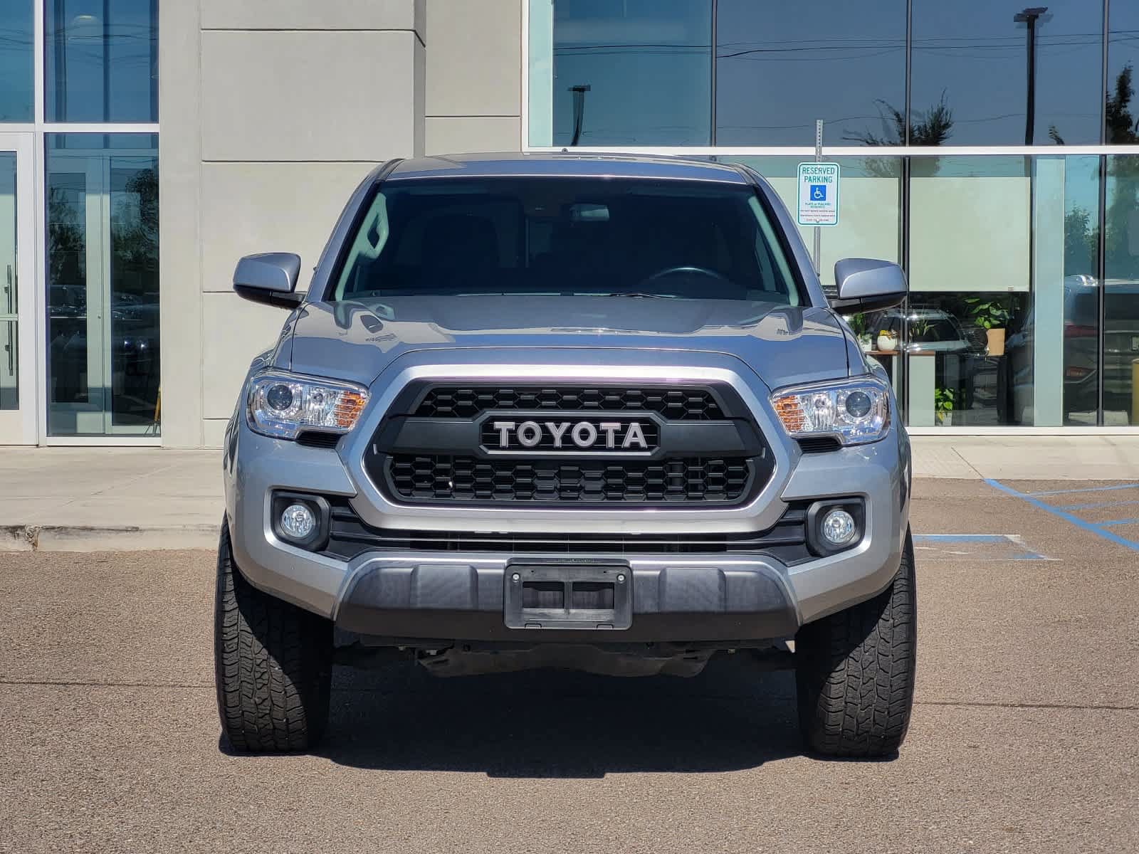 Used 2023 Toyota Tacoma SR5 RWD image 2