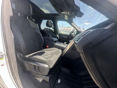 Used 2021 Land Rover Discovery S R-Dynamic AWD/4WD image 27