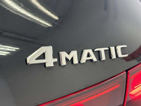 Used 2025 Mercedes-Benz GLA 250 4MATIC image 11
