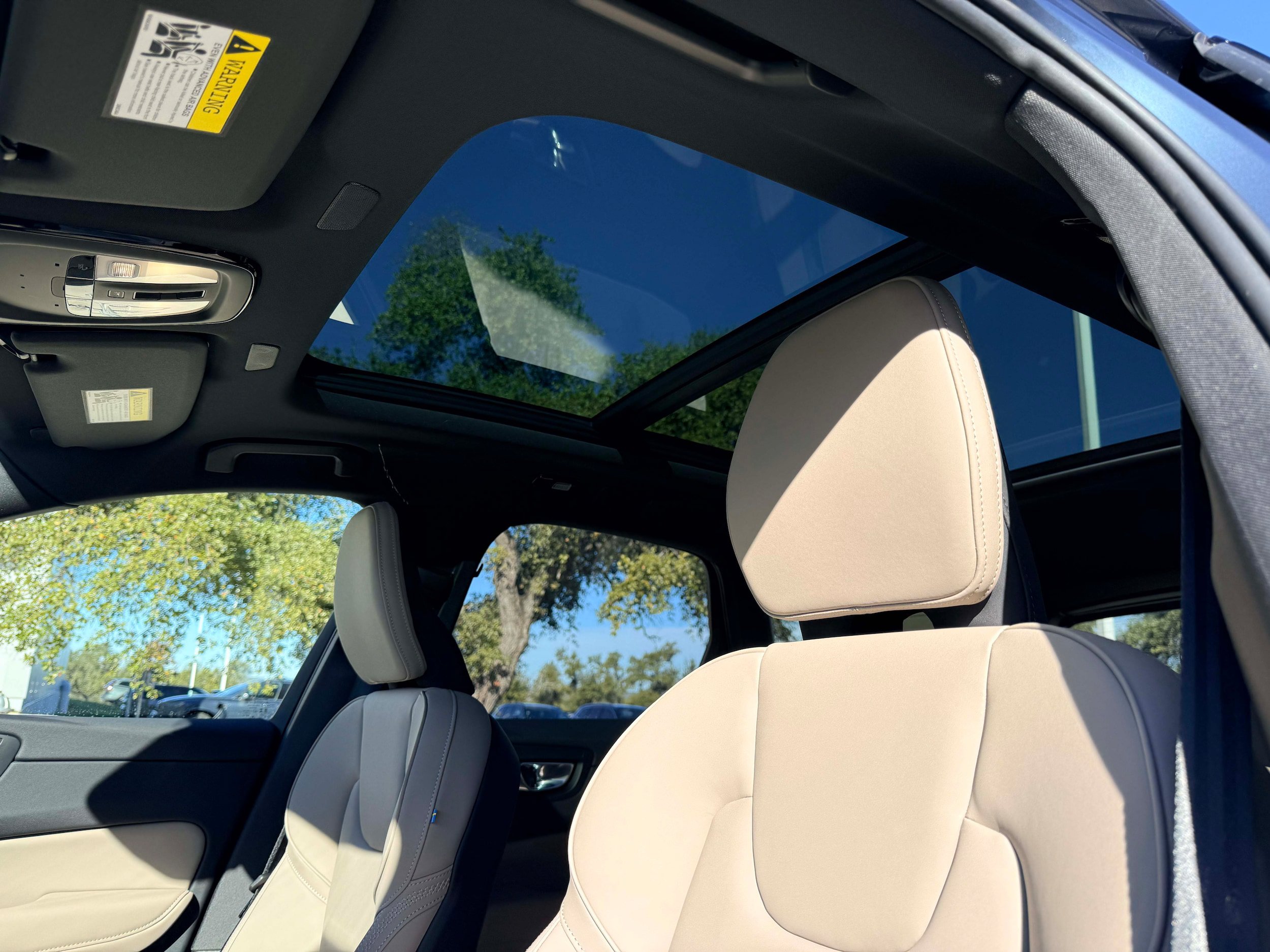 Used 2026 Volvo XC60 B5 Plus w/ Protection Package Premier AWD/4WD image 12