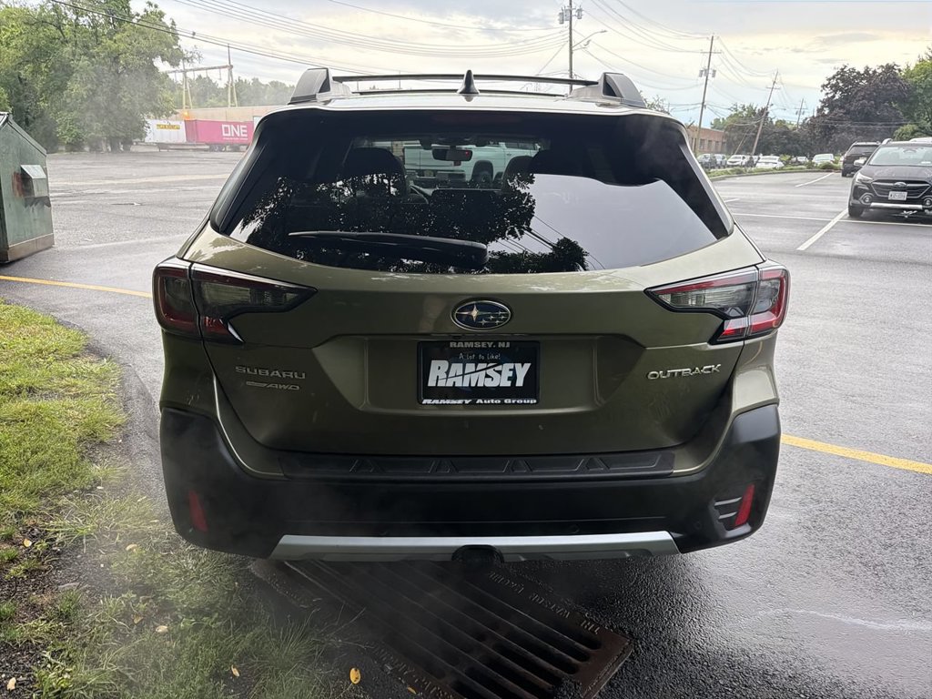 Certified 2022 Subaru Outback Limited AWD/4WD image 7