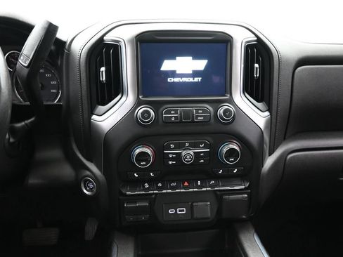 Used 2021 Chevrolet Silverado 1500 LT Trail Boss w/ Convenience Package II AWD/4WD image 4