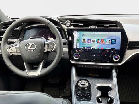 Used 2026 Lexus RZ 350e 2WD w/ Convenience Package image 12