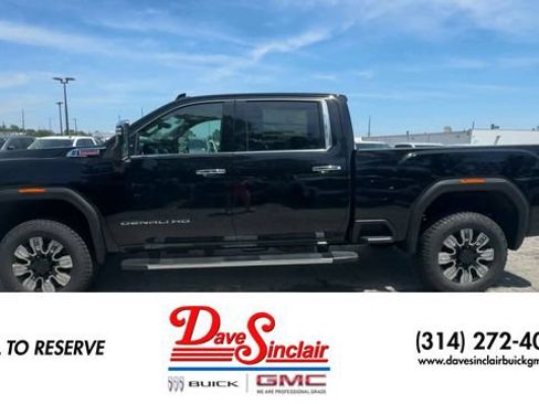New 2026 GMC Sierra 2500 Denali w/ Denali Reserve Package AWD/4WD image 5