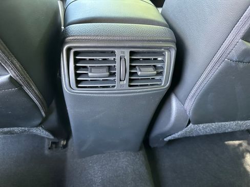 Used 2022 Nissan Rogue Sport SL w/ Premium Package AWD/4WD image 32