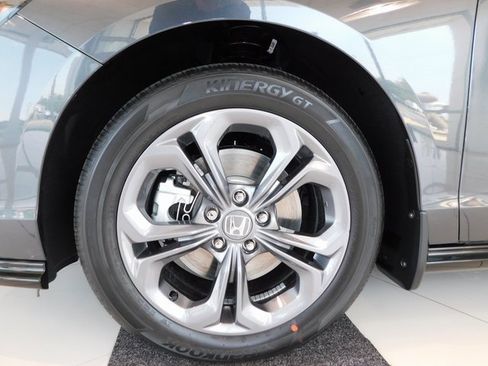 New 2025 Honda Accord EX-L image 10