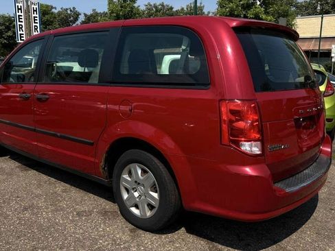 Used 2013 Dodge Grand Caravan American Value Package FWD image 6