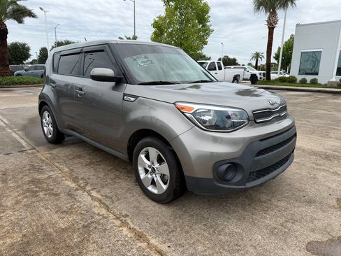 Used 2018 Kia Soul w/ Convenience Package FWD image 7
