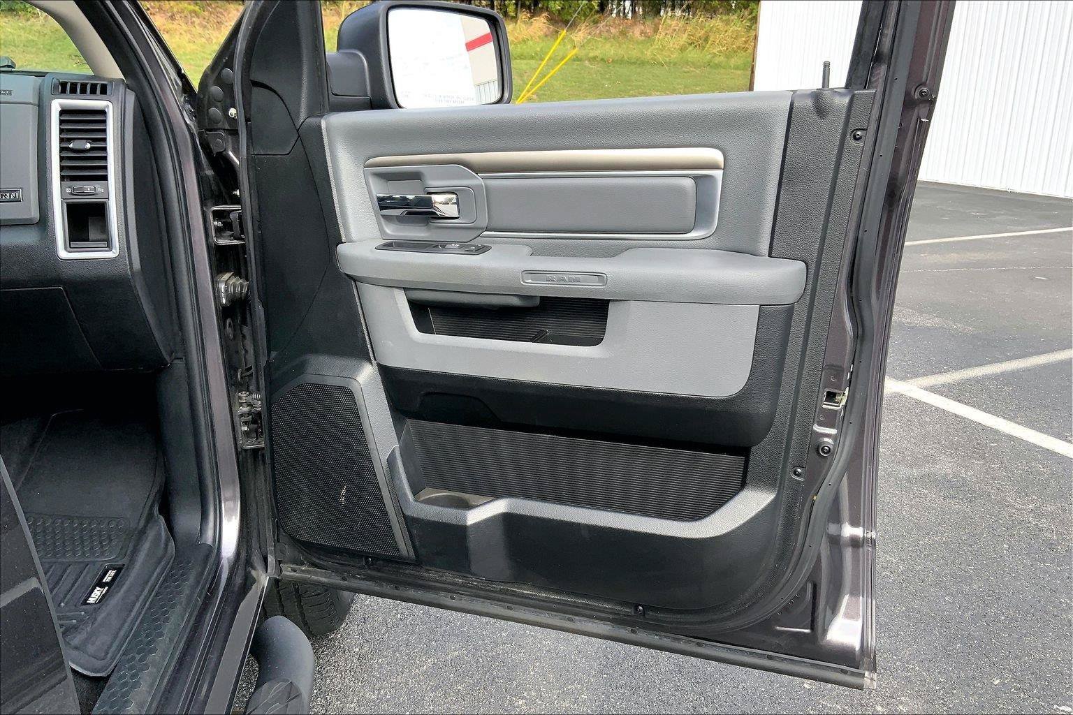 Used 2017 RAM 1500 Big Horn AWD/4WD image 21