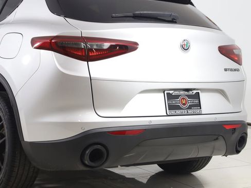 Used 2020 Alfa Romeo Stelvio w/ Nero Edizione RWD image 22