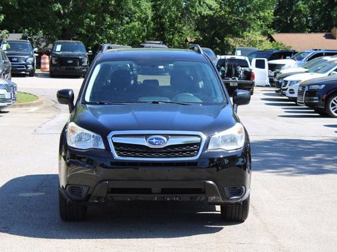 Used 2016 Subaru Forester 2.5i Premium w/ All-Weather Package AWD/4WD image 2