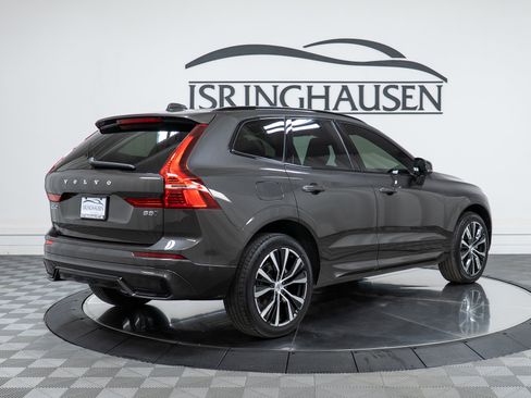 Certified 2023 Volvo XC60 B5 Plus w/ Climate Package image 5