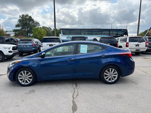 Used 2016 Hyundai Elantra SE w/ Option Group 02 image 6