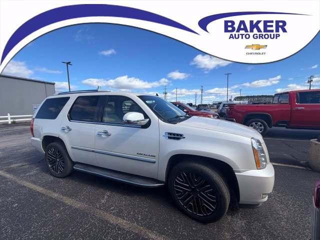 Used 2013 Cadillac Escalade Luxury AWD/4WD image 1