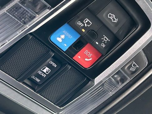 Used 2025 RAM 1500 Big Horn image 50