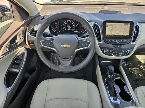 Used 2024 Chevrolet Malibu LT image 24