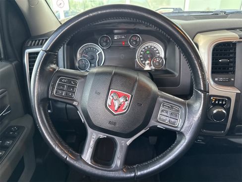 Used 2019 RAM 1500 Big Horn image 13