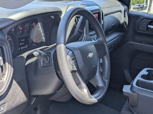 Used 2025 Chevrolet Silverado 1500 Custom AWD/4WD image 14