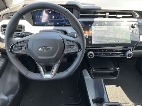 New 2027 Chevrolet Bolt LT FWD image 8
