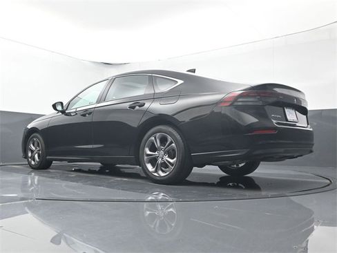 Used 2024 Honda Accord EX image 21