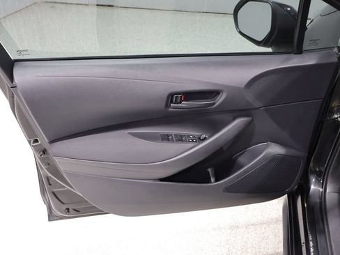 Used 2024 Toyota Corolla LE FWD image 12