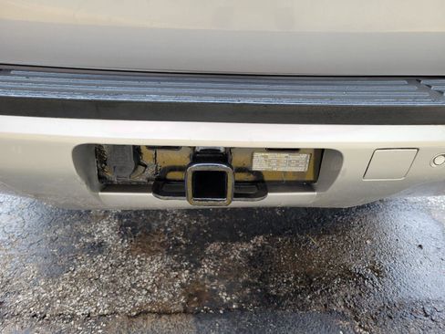 Used 2007 Chevrolet Suburban LT w/ LT Preferred Equipment Group AWD/4WD image 27