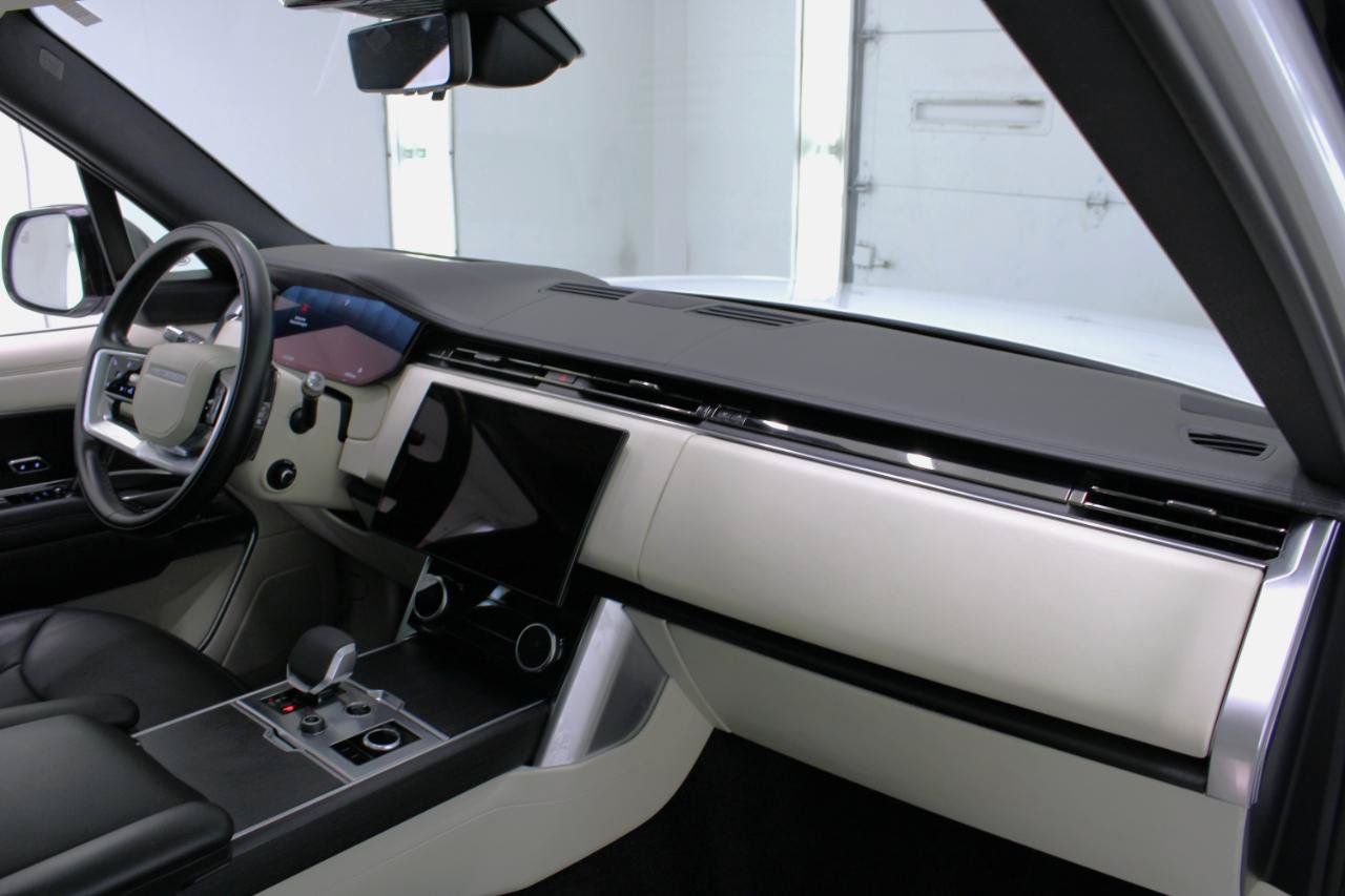 Used 2022 Land Rover Range Rover Long Wheelbase SE AWD/4WD image 50