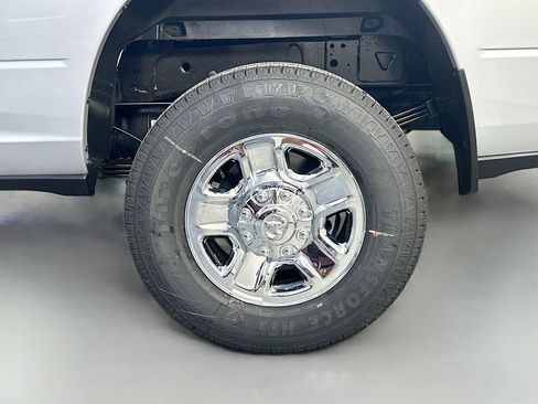 New 2026 RAM 3500 Tradesman AWD/4WD image 16
