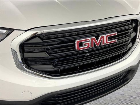 Used 2020 GMC Terrain SLE w/ Driver Convenience Package AWD/4WD image 31