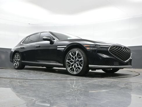 Used 2023 Genesis G90 3.5T AWD/4WD image 45
