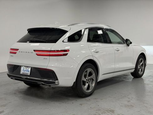 New 2026 Genesis GV70 2.5T Advanced image 4