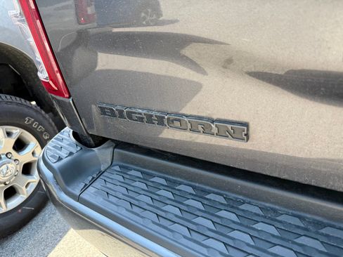Used 2021 RAM 2500 Big Horn w/ Night Edition AWD/4WD image 8