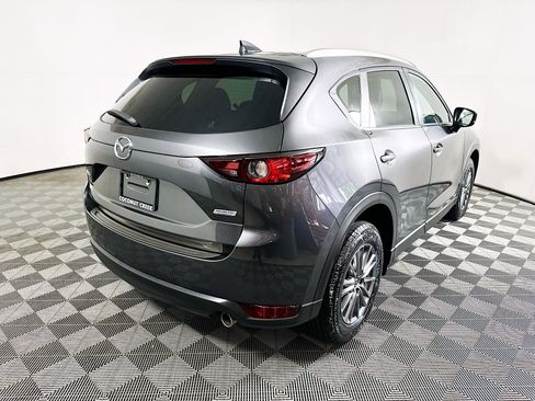 Used 2019 MAZDA CX-5 Touring FWD image 3