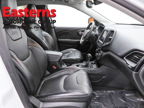 Used 2023 Jeep Cherokee Altitude Lux image 25