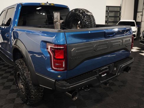 Used 2019 Ford F150 Raptor w/ Equipment Group 802A Luxury image 22
