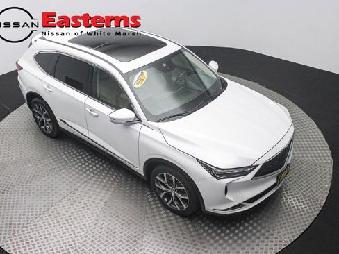 Used 2024 Acura MDX SH-AWD w/ Technology Package image 3