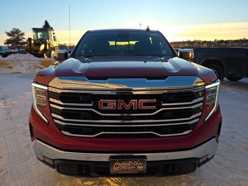 Used 2024 GMC Sierra 1500 SLT w/ SLT Premium Plus Package image 9