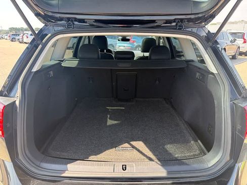 Used 2019 Volkswagen Golf Alltrack SE AWD/4WD image 11