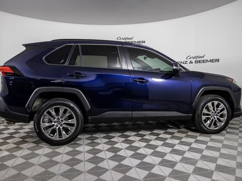 Used 2020 Toyota RAV4 XLE Premium w/ All Weather Liner Package AWD/4WD image 4