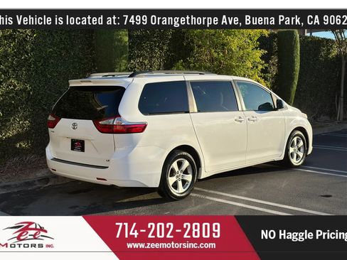 Used 2017 Toyota Sienna LE FWD image 7