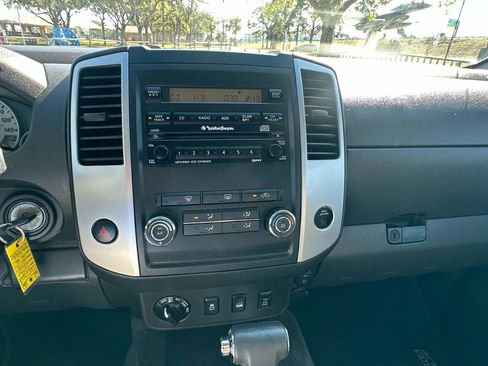 Used 2012 Nissan Xterra PRO-4X w/ Pro-4x Leather Pkg image 37