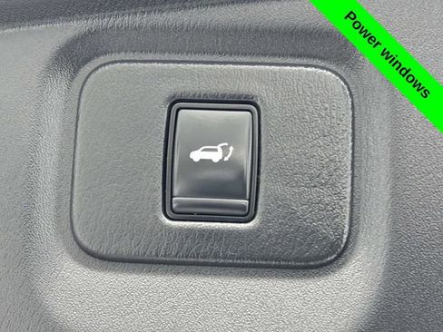 Used 2019 Nissan Pathfinder SL image 44