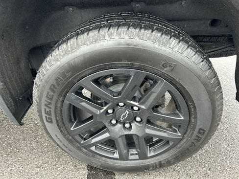 Used 2024 Chevrolet Silverado 1500 RST w/ Convenience Package II image 10