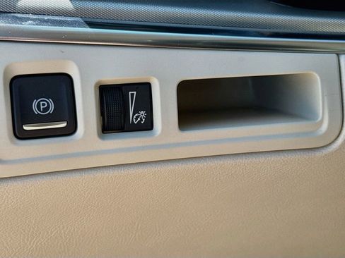 Used 2020 Cadillac XT5 Premium Luxury w/ LPO, Floor Liner Package FWD image 21