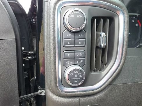 Used 2023 GMC Sierra 2500 SLT w/ SLT Premium Package AWD/4WD image 16