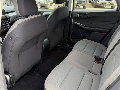Used 2022 Ford Escape S image 6