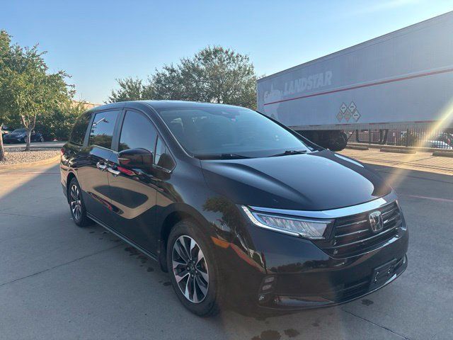 Used 2024 Honda Odyssey EX-L image 3