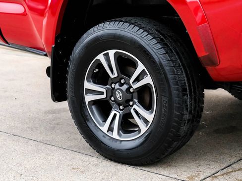 Used 2016 Toyota Tacoma TRD Sport w/ Towing Package RWD image 50