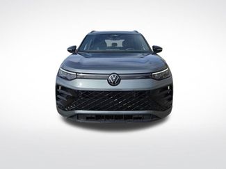 New 2026 Volkswagen Tiguan SE R-Line AWD/4WD video 2